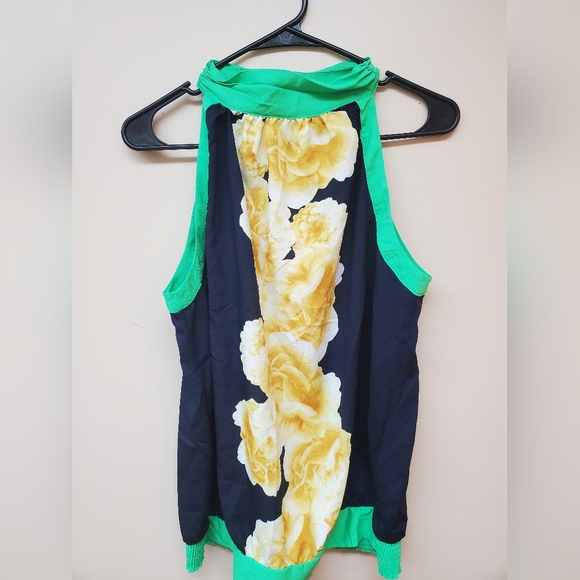 New York and Company Spring/ Summer Blouse - Picture 2 of 4